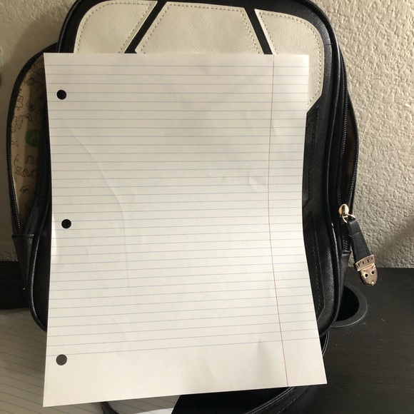 Backpack - Picture 4 of 4